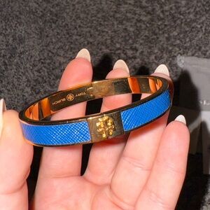 TORY BURCH Blue and Gold Kira Enamel Bracelet